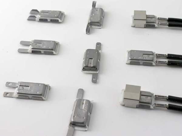 汽車座椅溫控開關(guān)廠家