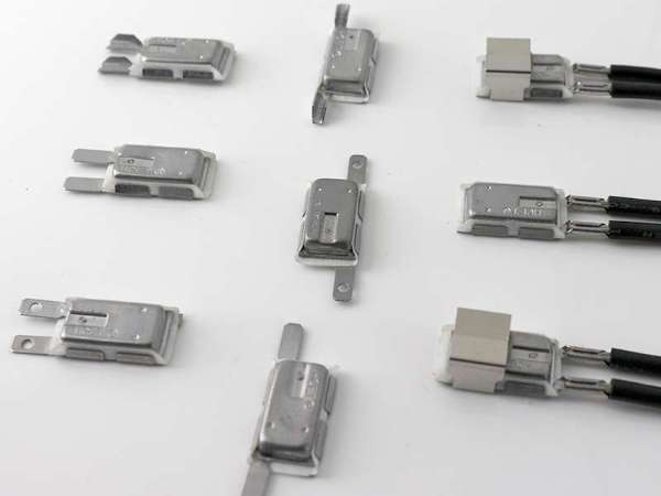 湖州*電機(jī)有限公司洗衣機(jī)電機(jī)溫控開關(guān)訂購(gòu)案例