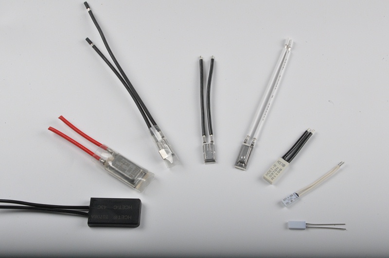 電車(chē)充電器溫控開(kāi)關(guān)